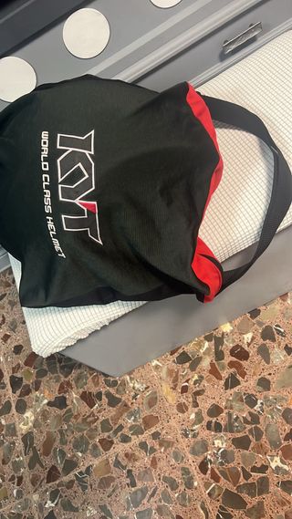 Casco Moto Ducati KYT Rojo réplica de Andrea Iaone