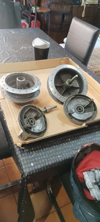 Buje Ducati de Luxe 250cc