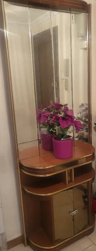 Mueble de entrada madera y cristal
