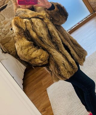 Abrigo de piel de zorro auténtico