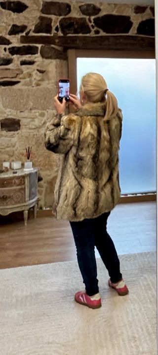 Abrigo de piel de zorro auténtico