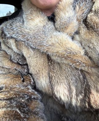 Abrigo de piel de zorro auténtico
