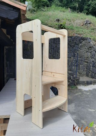 Torre di apprendimento per bambini in legno