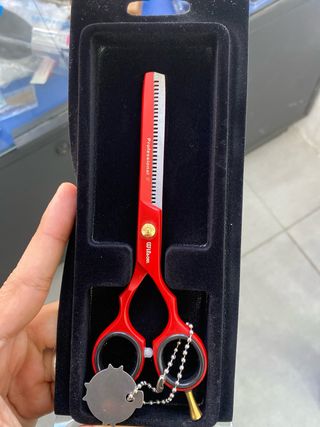 Tijeras Wilson Negras y Rojas