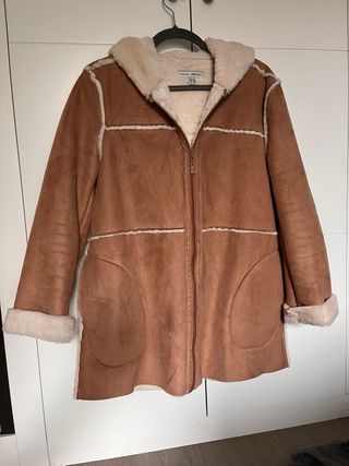 Chaqueta de piel y pelo sintética