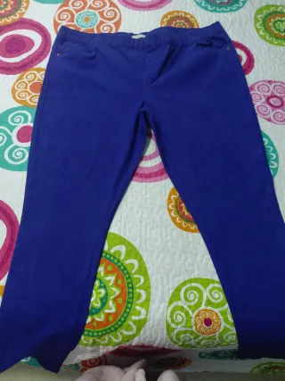 Pantalón vaquero azul sin estrenar