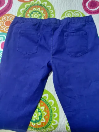 Pantalón vaquero azul sin estrenar
