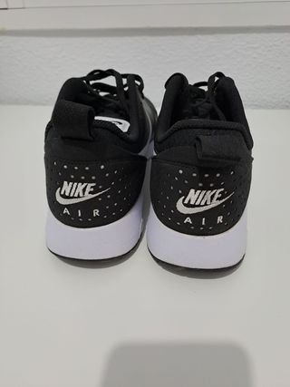 Nike Air Max Tavas Zapatillas Negras