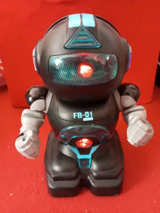 Dron y robot leer anuncio