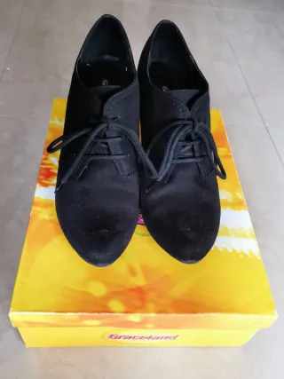 Zapatos Graceland ante cordones talla 39