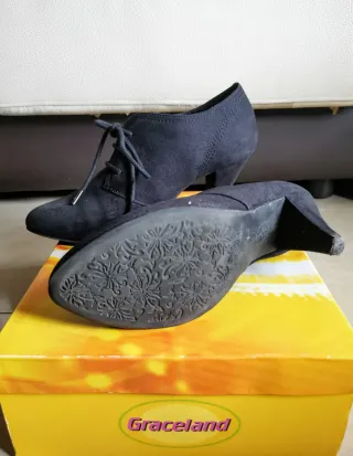 Zapatos Graceland ante cordones talla 39