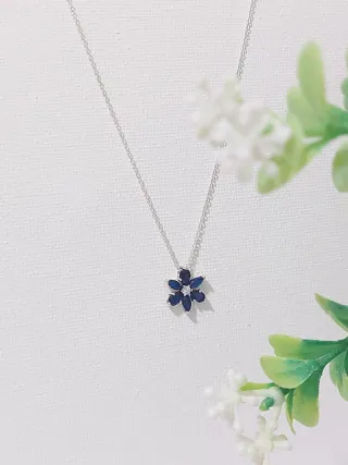 Collar Pandora Flor Zafiros y Diamantes