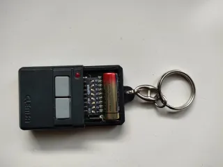 Mando Garaje CLEMSA Negro 2 Botones