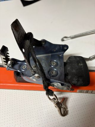 Esquís Fischer con fijaciones Telemark Voile