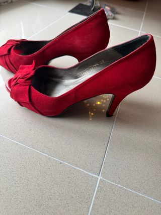 Lotto di scarpe col tacco eleganti di marca