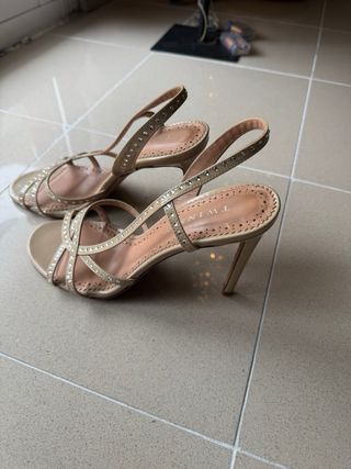 Lotto di scarpe col tacco eleganti di marca