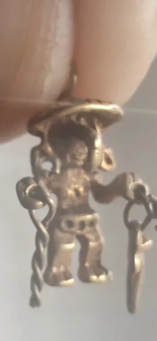 Pequeño colgante TUMBAGA