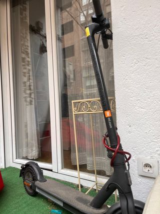 Patinete Eléctrico Xiaomi Mi Scooter 2