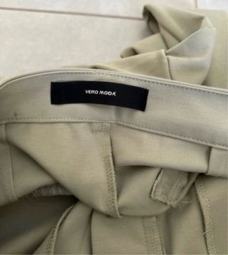 Pantalón chino beige mujer