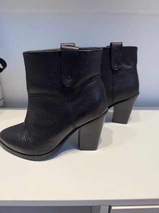 Botines Deena & Ozzy Talla 39 Piel Negra