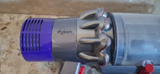 Dyson V10 SV12 Aspirapolvere Senza Fili