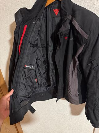 Chaqueta de moto Dainese Avro negra