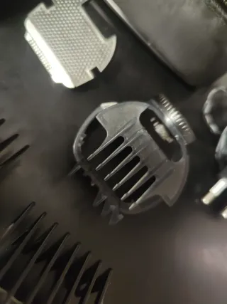 Cortapelos Rowenta Titanium con accesorios