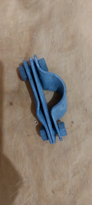 Supporti e Morsetti Metallici