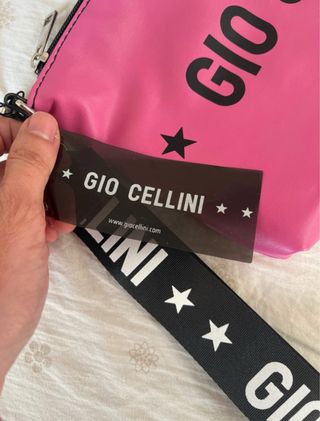 Pochette Gio Cellini fucsia con polsino