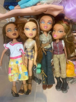 Lotto 17 Bratz MGA + Accessori