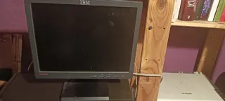 Pantalla IBM Negra