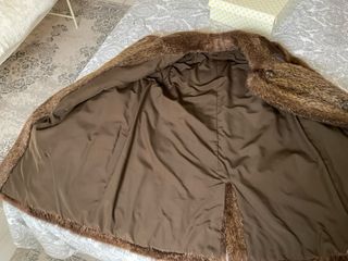 Abrigo de piel de zorro marrón