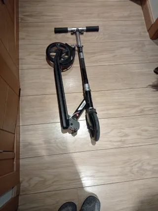 Patinete plegable negro