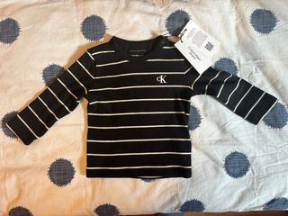 Camiseta Calvin Klein bebé rayas