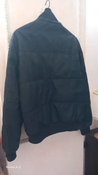 Giubbotto nero Frutta