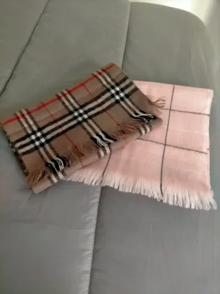 Bufanda de cuadros marrón y rosa