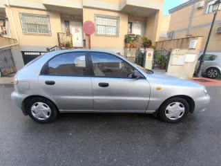 Daewoo Lanos 1.4 •Etiqueta B ·75 CV (55 kW) · 2002