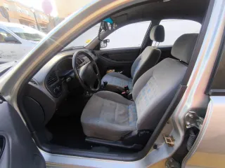 Daewoo Lanos 1.4 •Etiqueta B ·75 CV (55 kW) · 2002