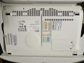 Mini portátil Acer Aspire One Blanco