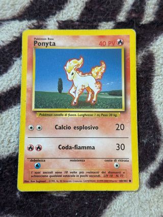 Ponyta Pokémon Base 60/102