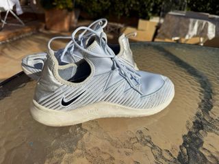 Nike Free 40 Mujer Plata/Blanco