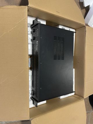 Monitores, mesa de mezclas y etapas nuevas