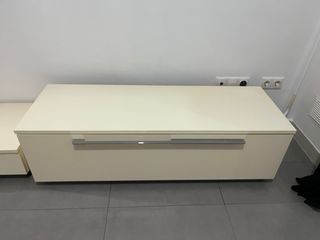 Mesa comedor cristal,sillas y muebles de comedor