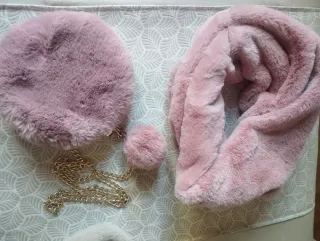 Conjunto Bolso, Cuello y Gorra Parisina Rosa