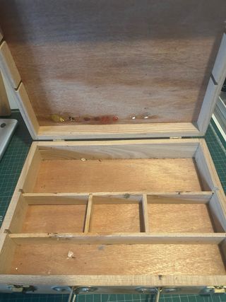 Maletín madera pinturas 32x24x7