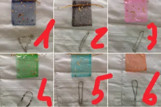 Braccialetti color rosa e argento