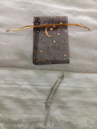 Braccialetti color rosa e argento