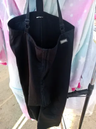 Faja reductora negra con tirantes