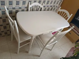 Mesa de comedor blanca extensible