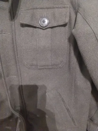 Chaqueta de paño con capucha